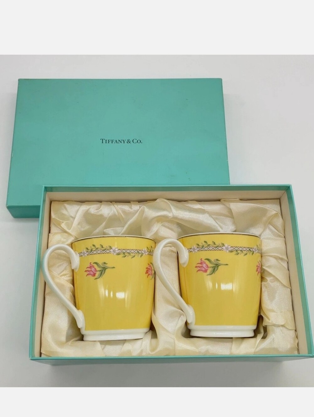 Tiffany & Co. Pink Tulip Yellow Cup Set